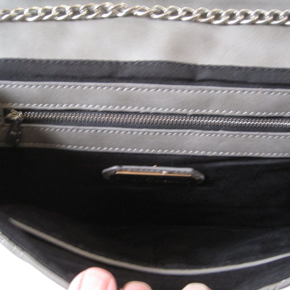 Gray Quilted Vegan Leather Clutch Handbag Purse Chain Strap - Picture 6 of 7